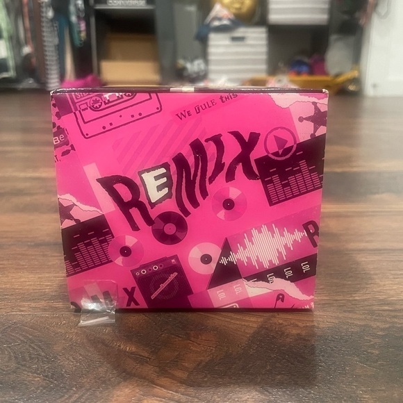 LOL Remix Pets Blind Box - Picture 3 of 5